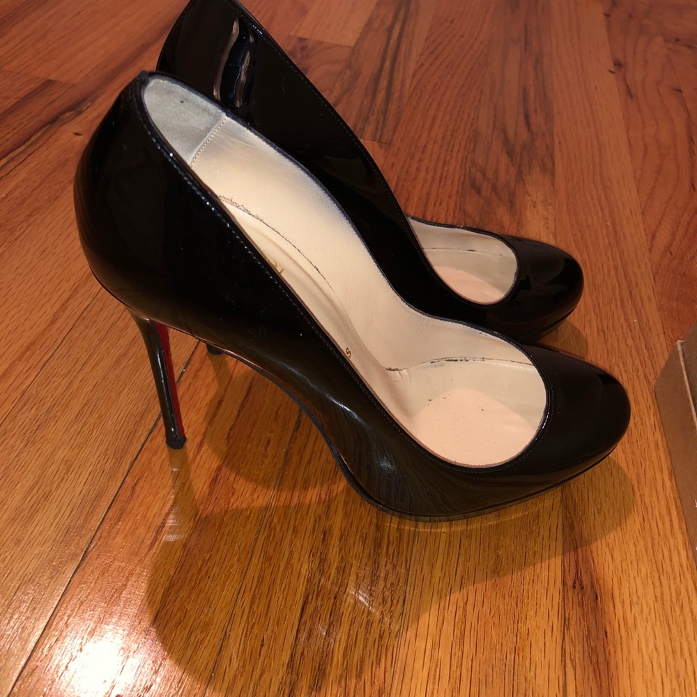 Christian Louboutin Filo Pumps